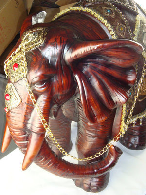 招財(cái)進(jìn)寶，家居添彩——探訪天津市河西區(qū)歐飾美家工藝品經(jīng)銷中心的特大號(hào)樹(shù)脂象擺件